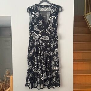 🇨🇦 Orange Monochrome Floral Paisley Midi Wrap Dress